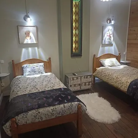 Mas Des 2 Paons B&B Villedaigne